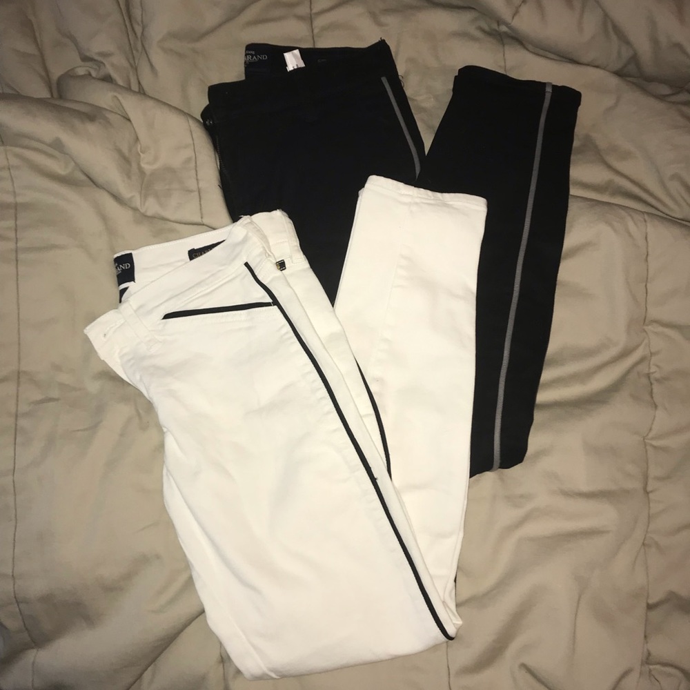 TWO pairs of lucky brand skinny jeans
